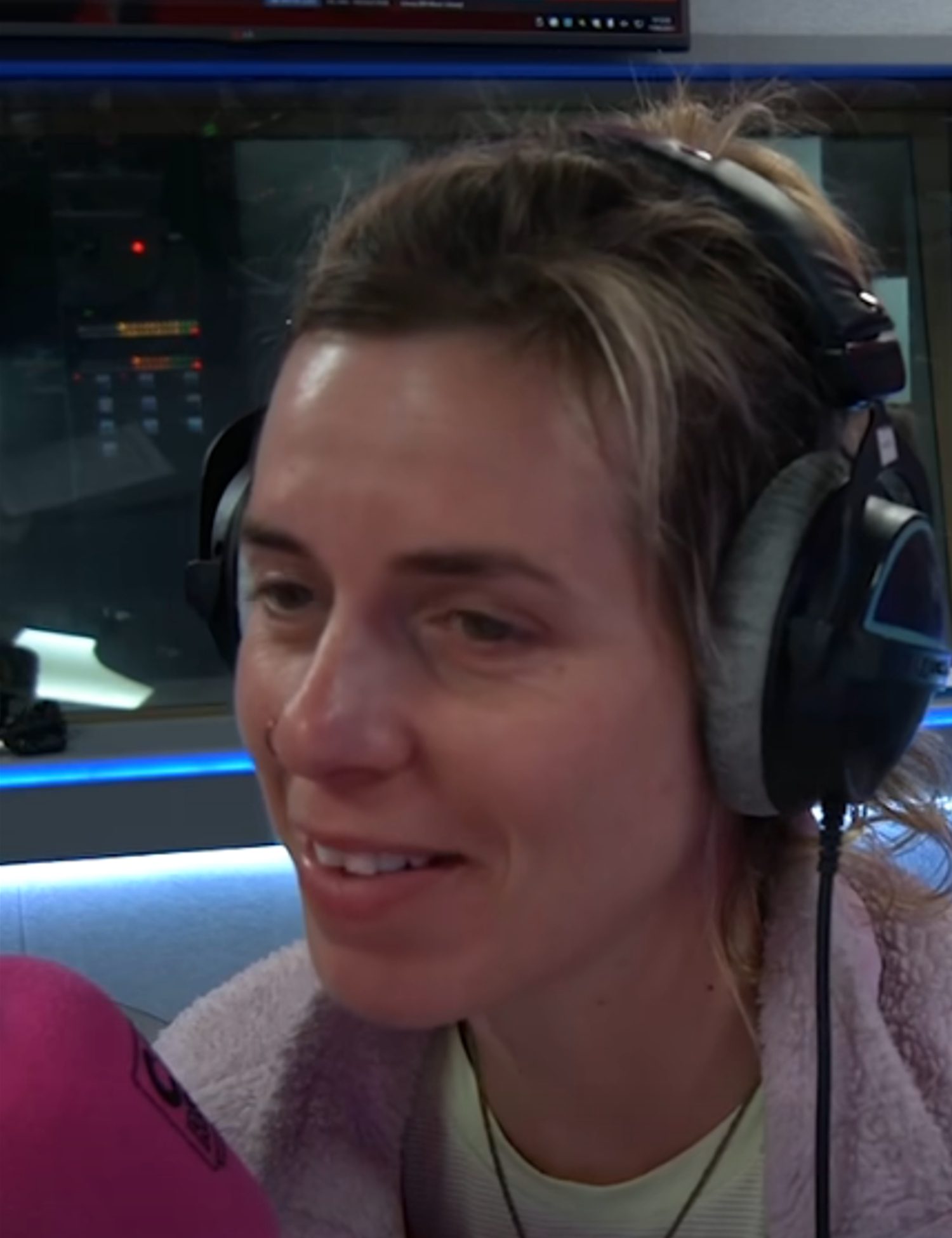 Hattie smiles on Hits Radio
