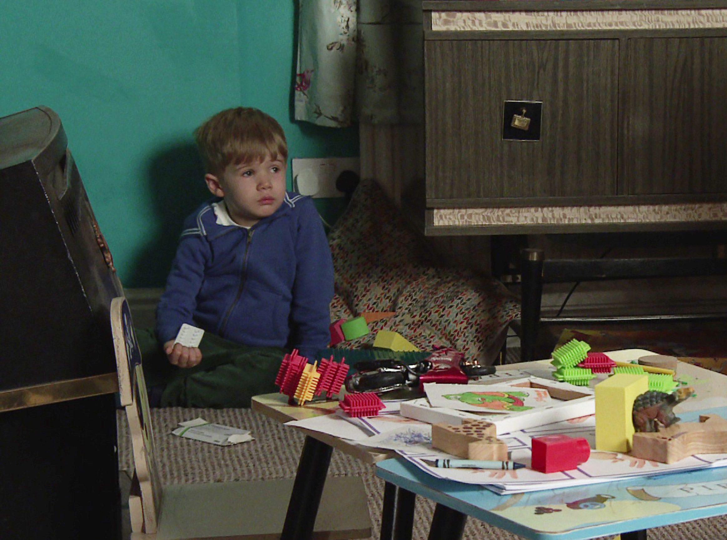 Bertie looks sheepish in the corner clutching a pack of pill in Coronation Street