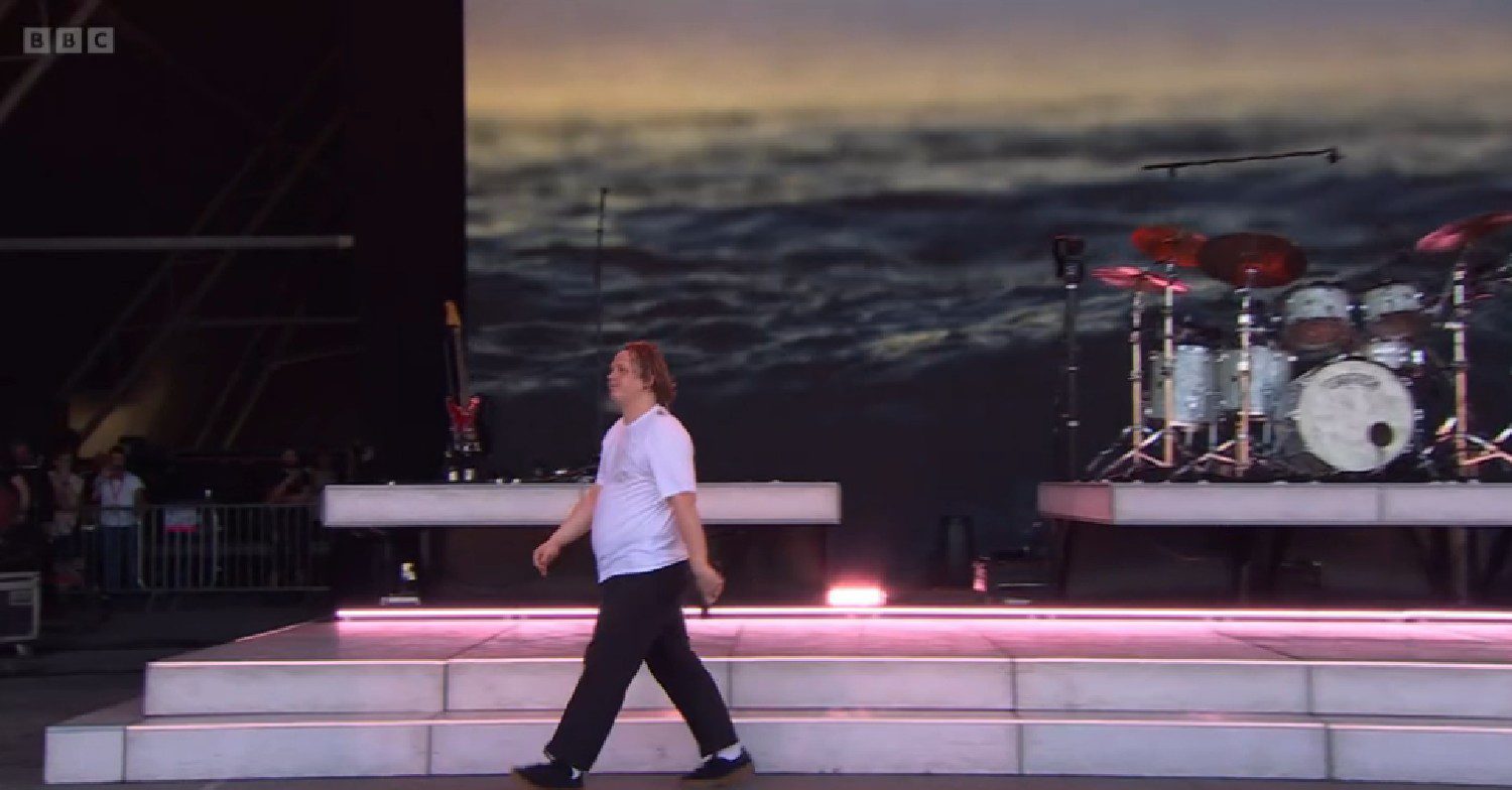 Lewis Capaldi walking on stage at Glastonbury
