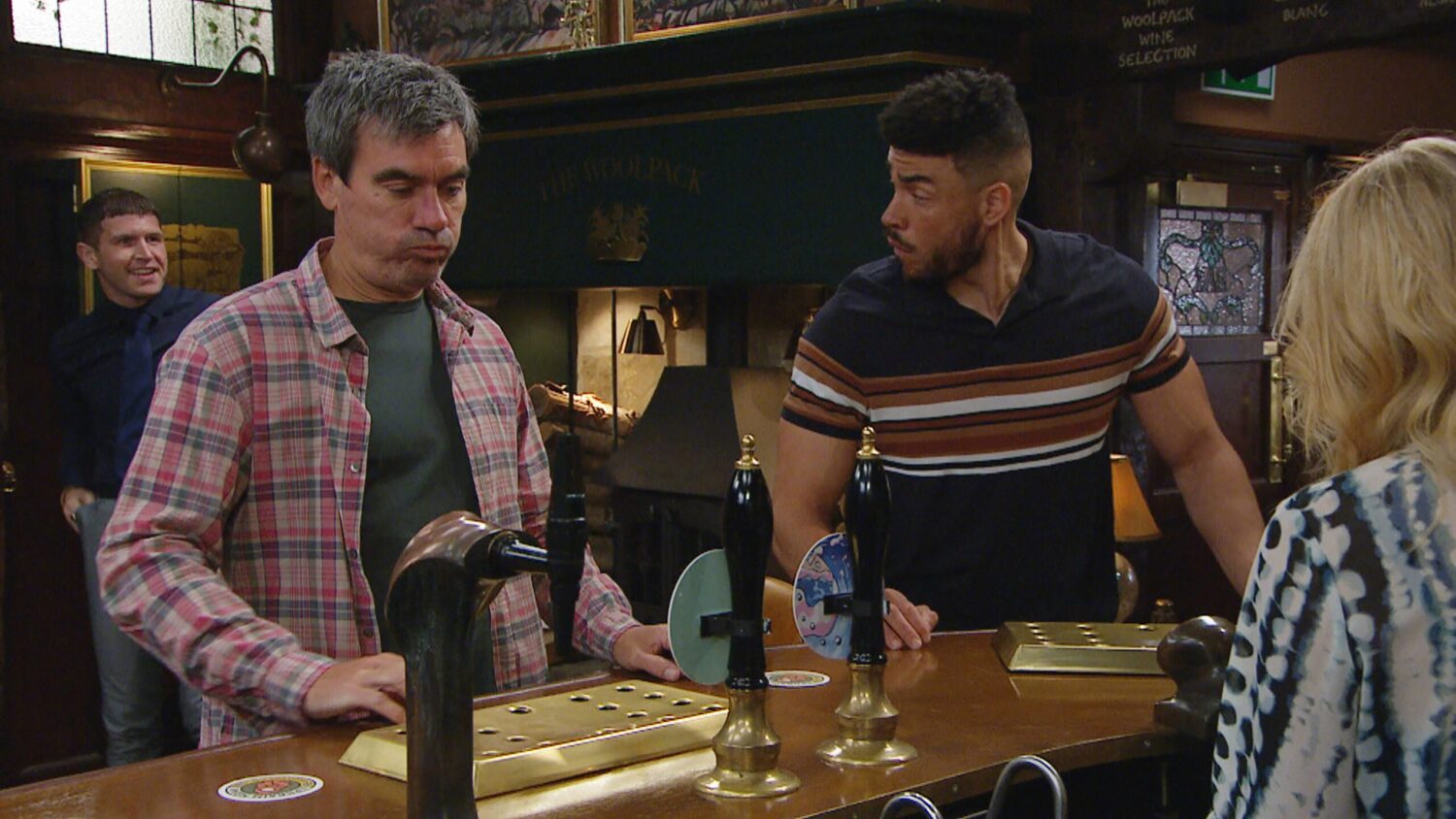 Emmerdale's Cain and Nate are in the Woolpack