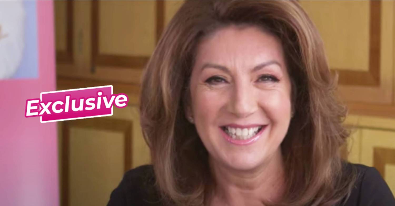 Celebrity Gogglebox star Jane McDonald beams widely
