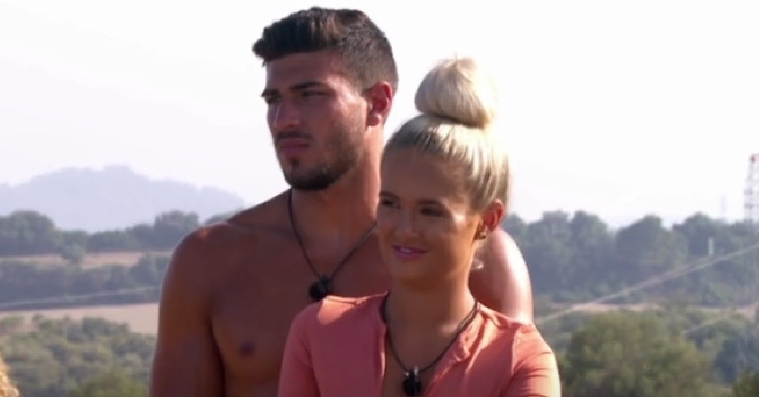 Tommy Fury and Molly-Mae Hague on Love Island