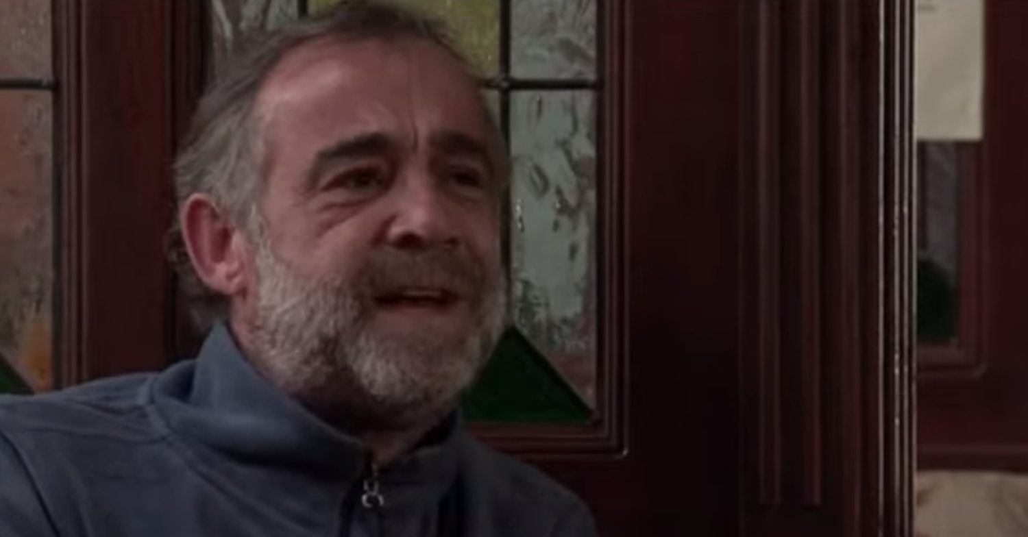 Coronation Street's Kevin is in the pub
