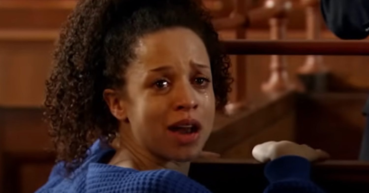 Coronation Street's Kirsty is crying in court