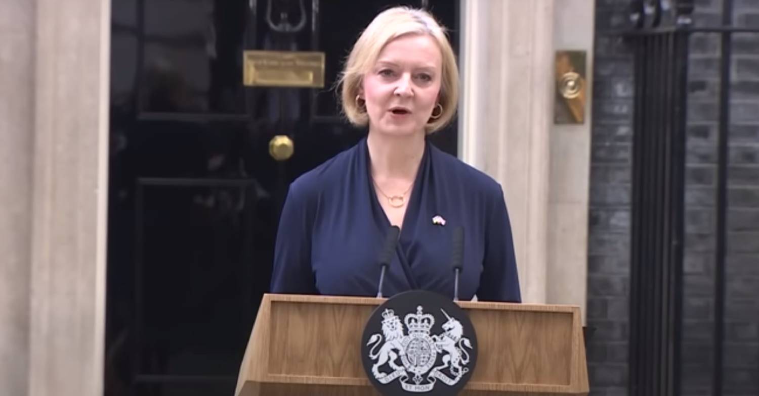 Liz Truss resigns