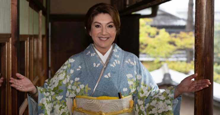 Jane McDonald wears traditional Japanese clothes in Kyoto