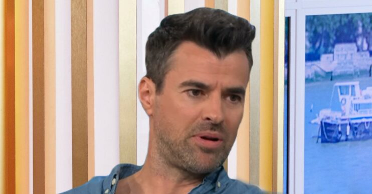 Steve Jones on This Morning background