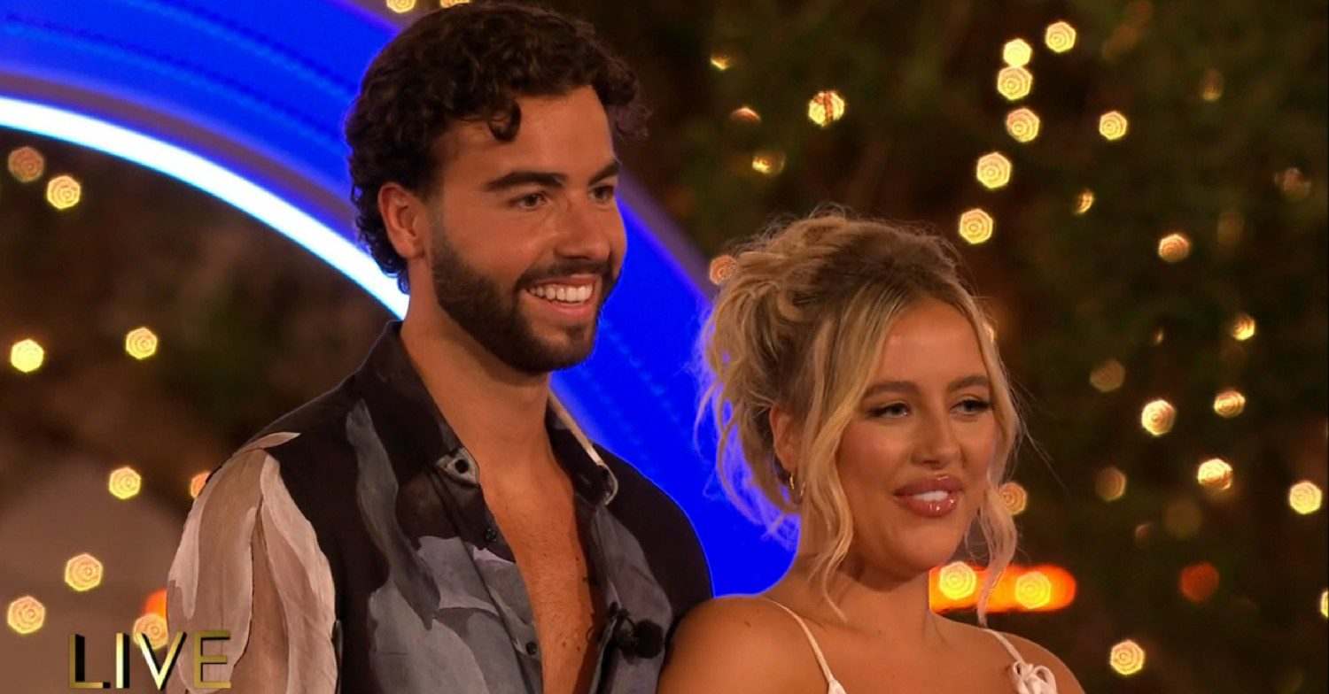 Sammy and Jess on Love Island 2023