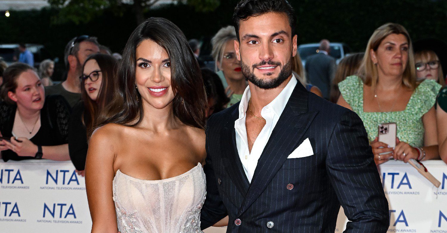 Ekin-Su and Davide 