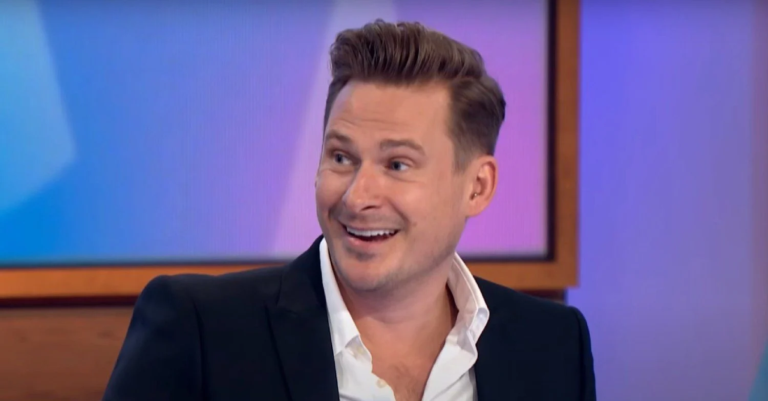 Lee Ryan smiling 