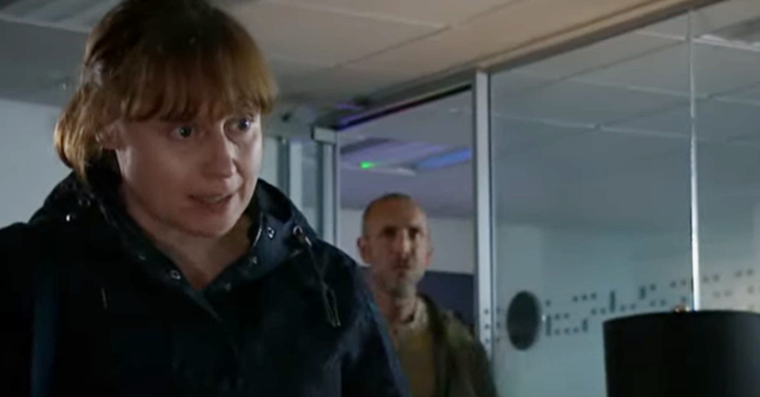 Emmerdale's Lydia is in Craig's office with Sam in the background