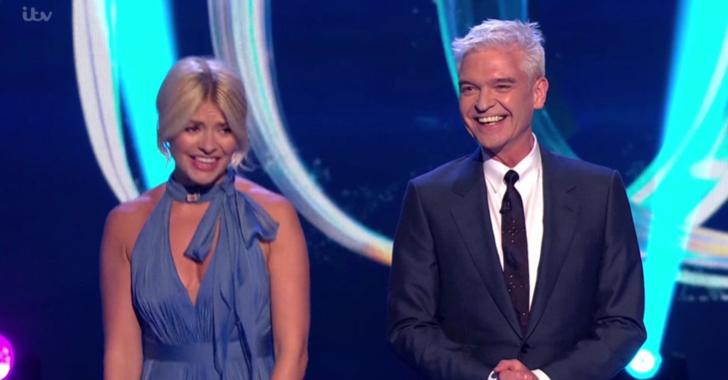 Holly and Phillip presenting Dancing On Ice (Credit: ITV/YouTube)