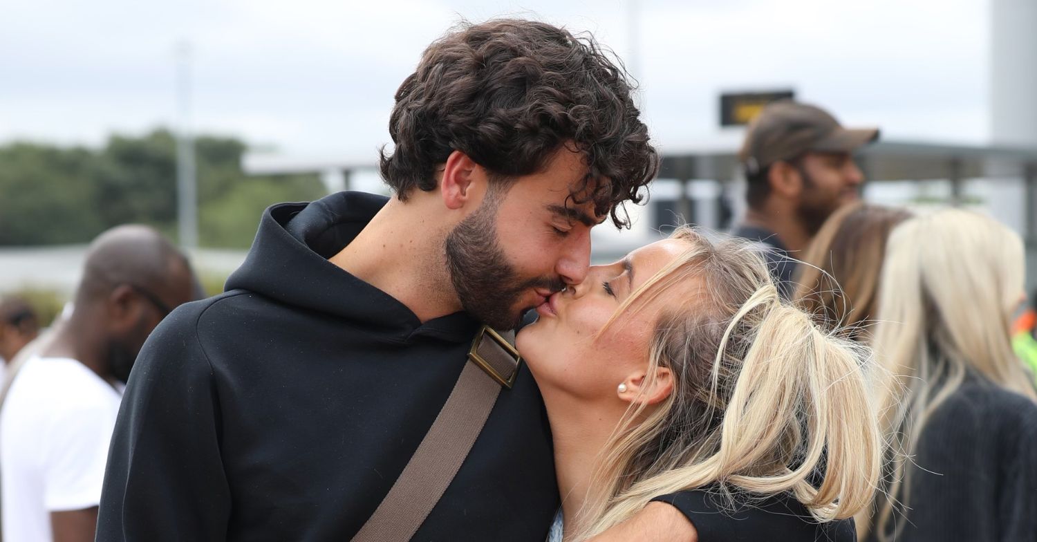 Jess Harding and Sammy Root kissing