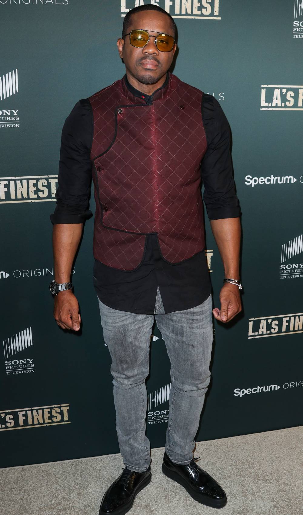 Duane Martin poses for a pic