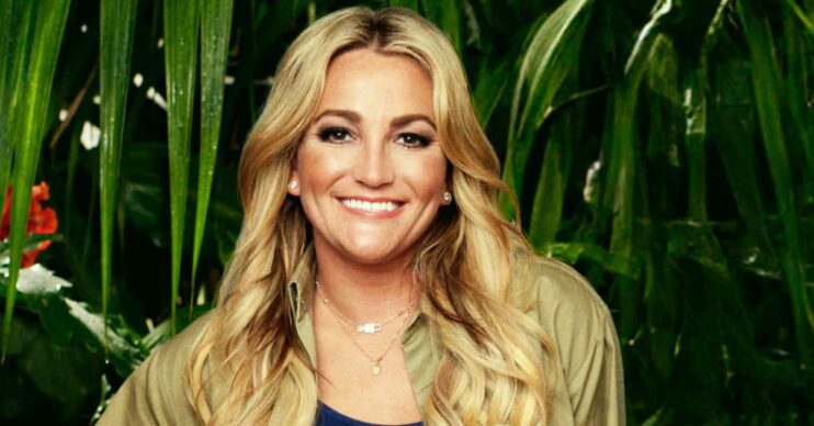 Jamie Lynn Spears smiles