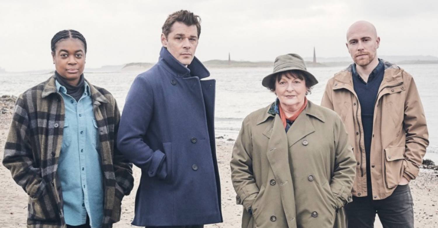 Brenda Blethyn plays DCI Vera Stanhope, stands alongside other cast members