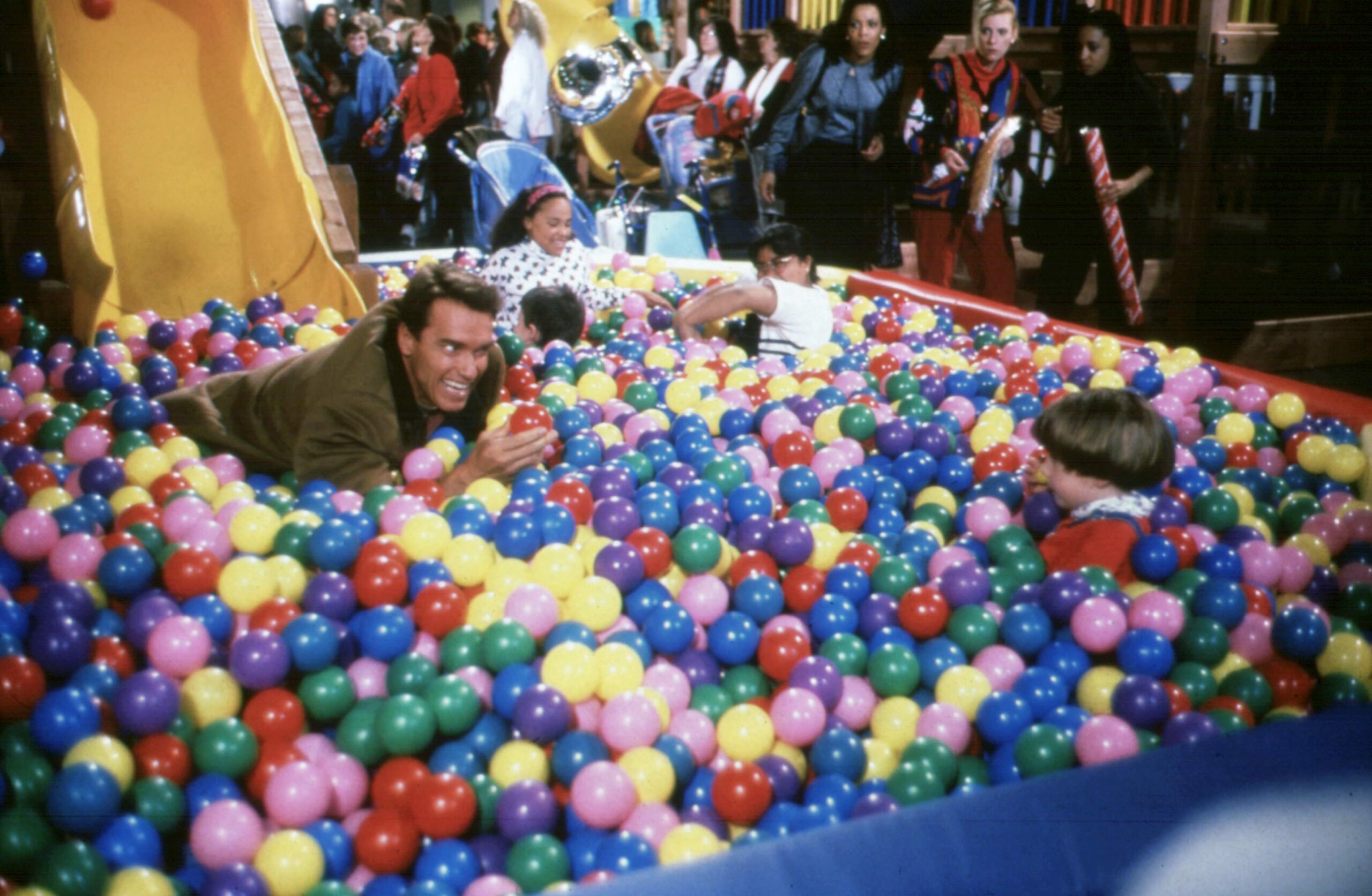 Arnold Schwarzenegger in Jingle All The Way (1996)