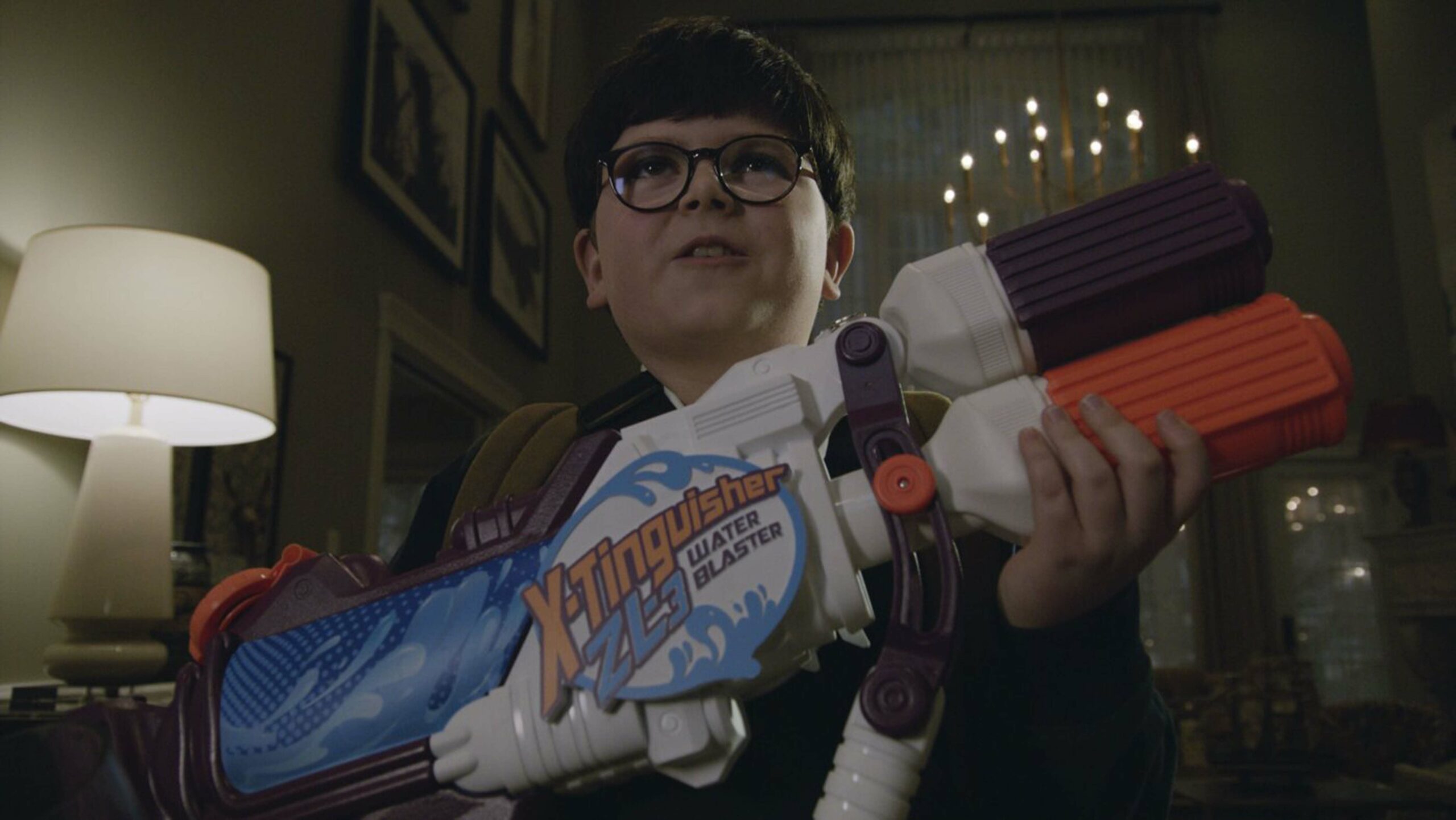 Archie Yates in Home Sweet Home Alone (2021)
