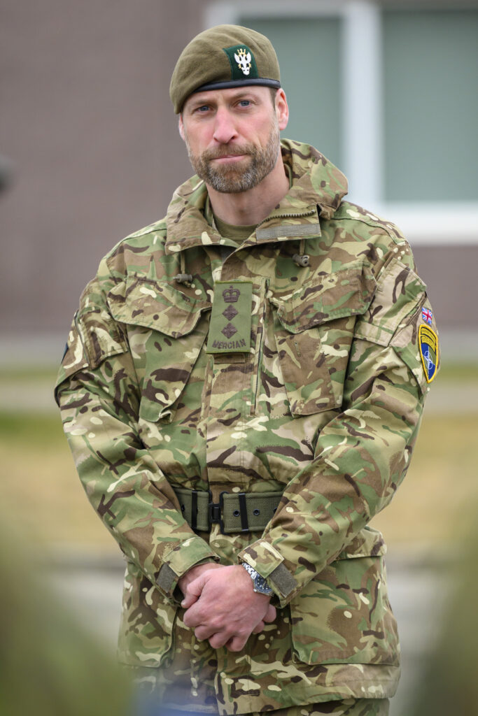 Prince William wears his military uniform