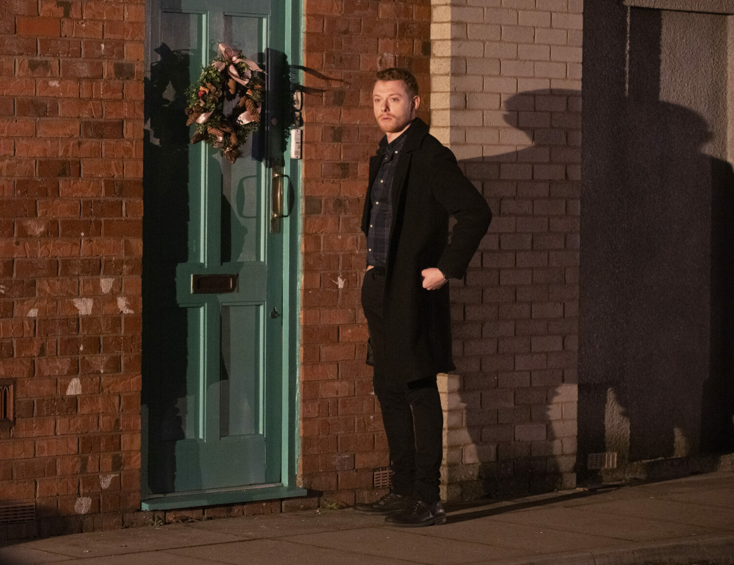 As Daniel Osbourne [ROB MALLARD] heads home, his face lights up when he spots Bethany Platt [LUCY FALLON].