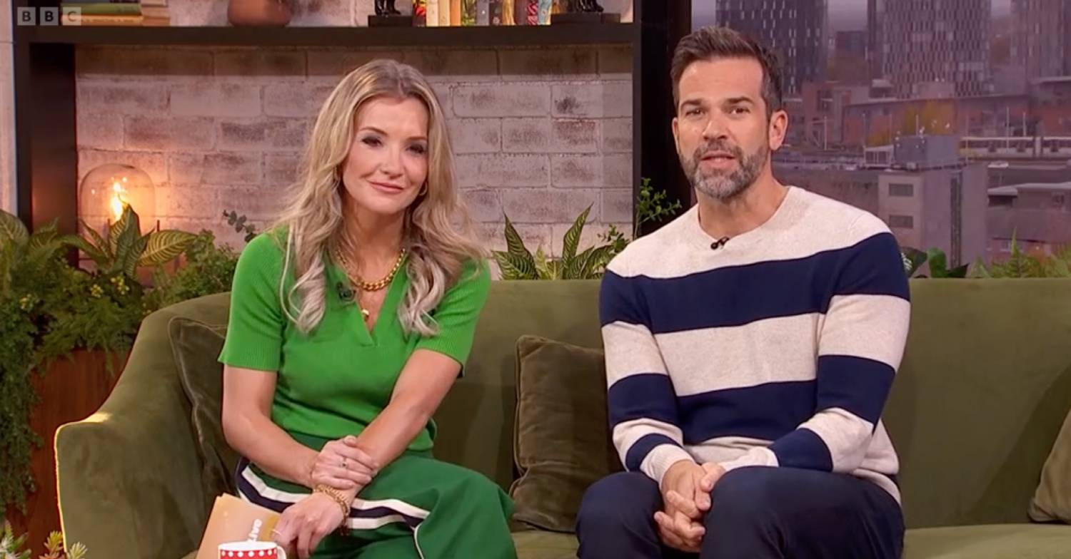 Helen Skelton sits next to Gethin Jones