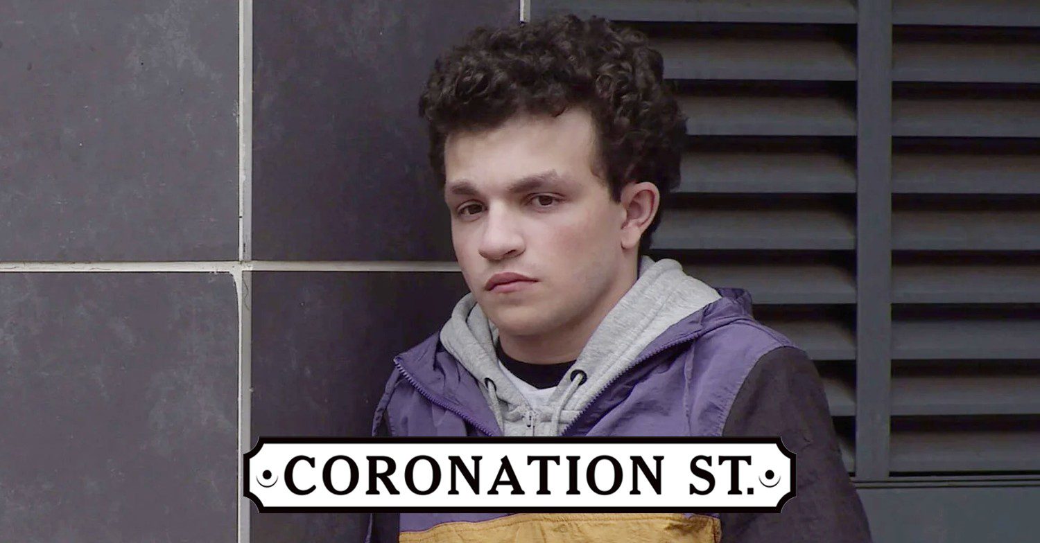 Simon looking sullen on Corrie (Credit: ITV/Composite: ED!)