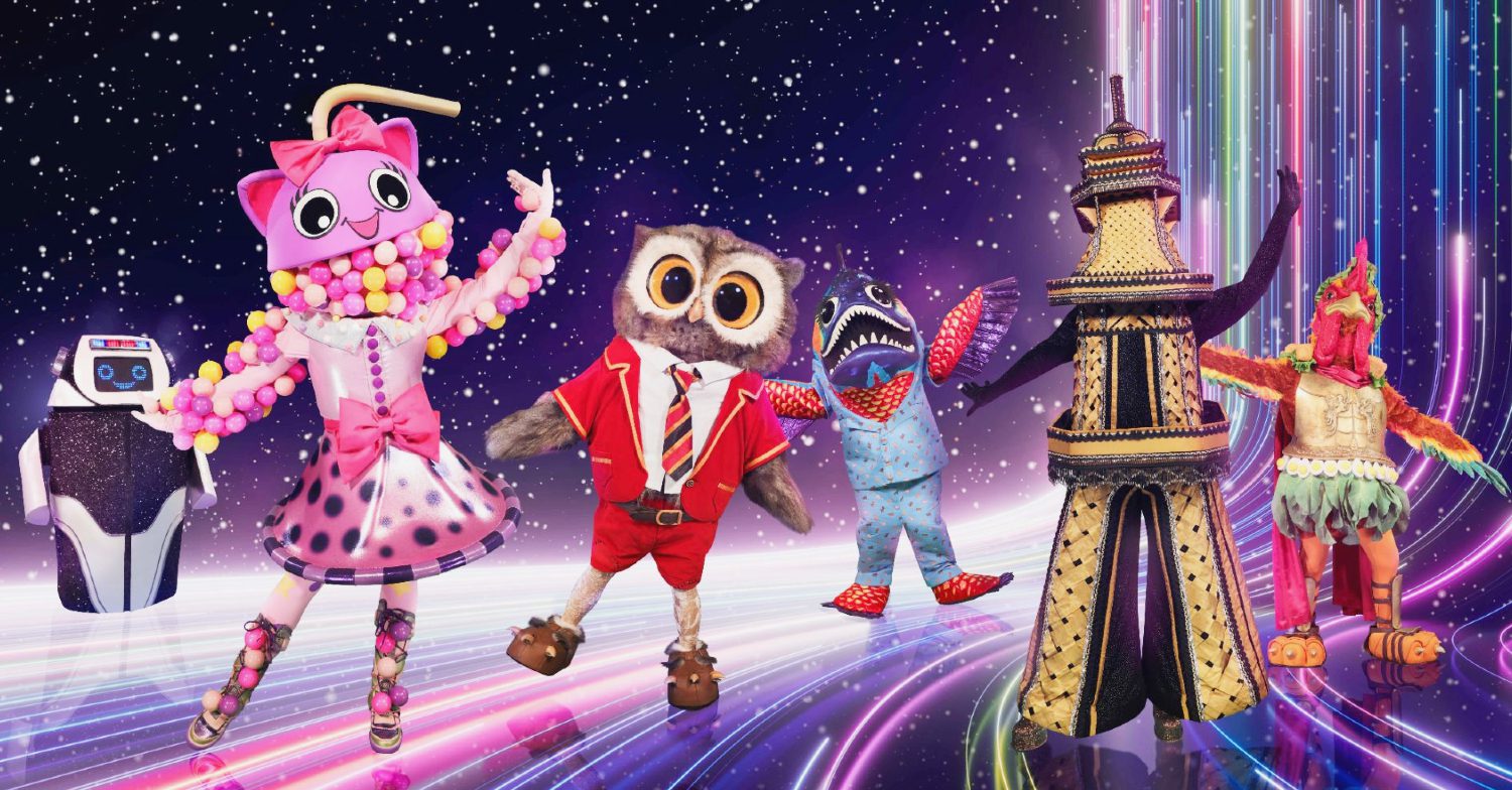 The costume contestants will compete as the celebrity panel try to guess their identity