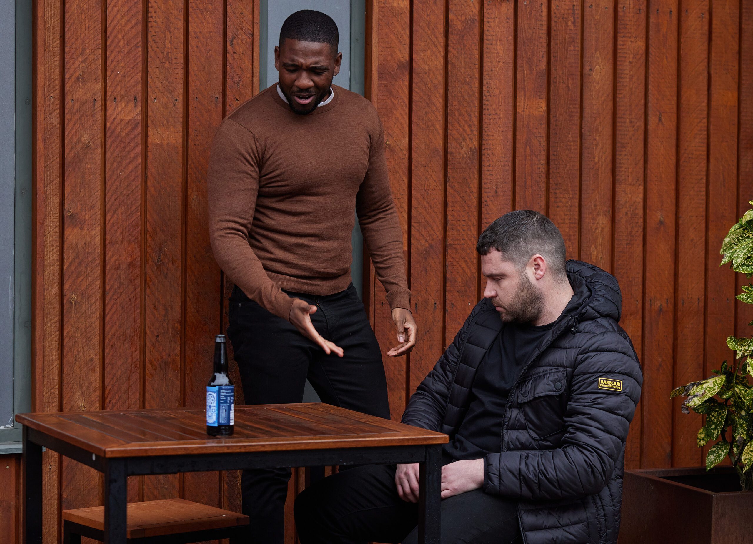 Emmerdale spoilers: Ethan lays into drink Aaron who is at rock bottom
