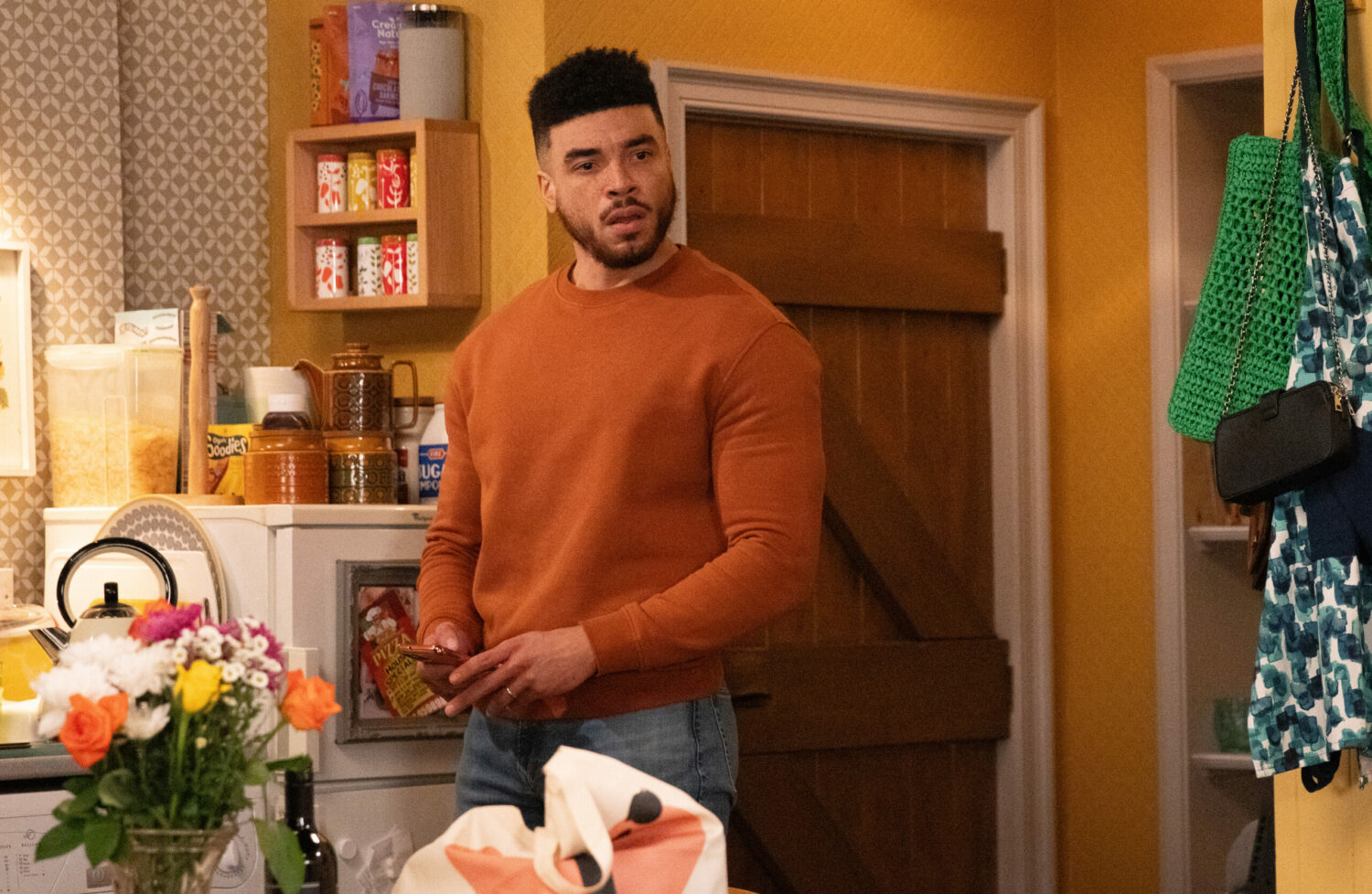 Emmerdale's Nate is holding Tracy's phone, worried