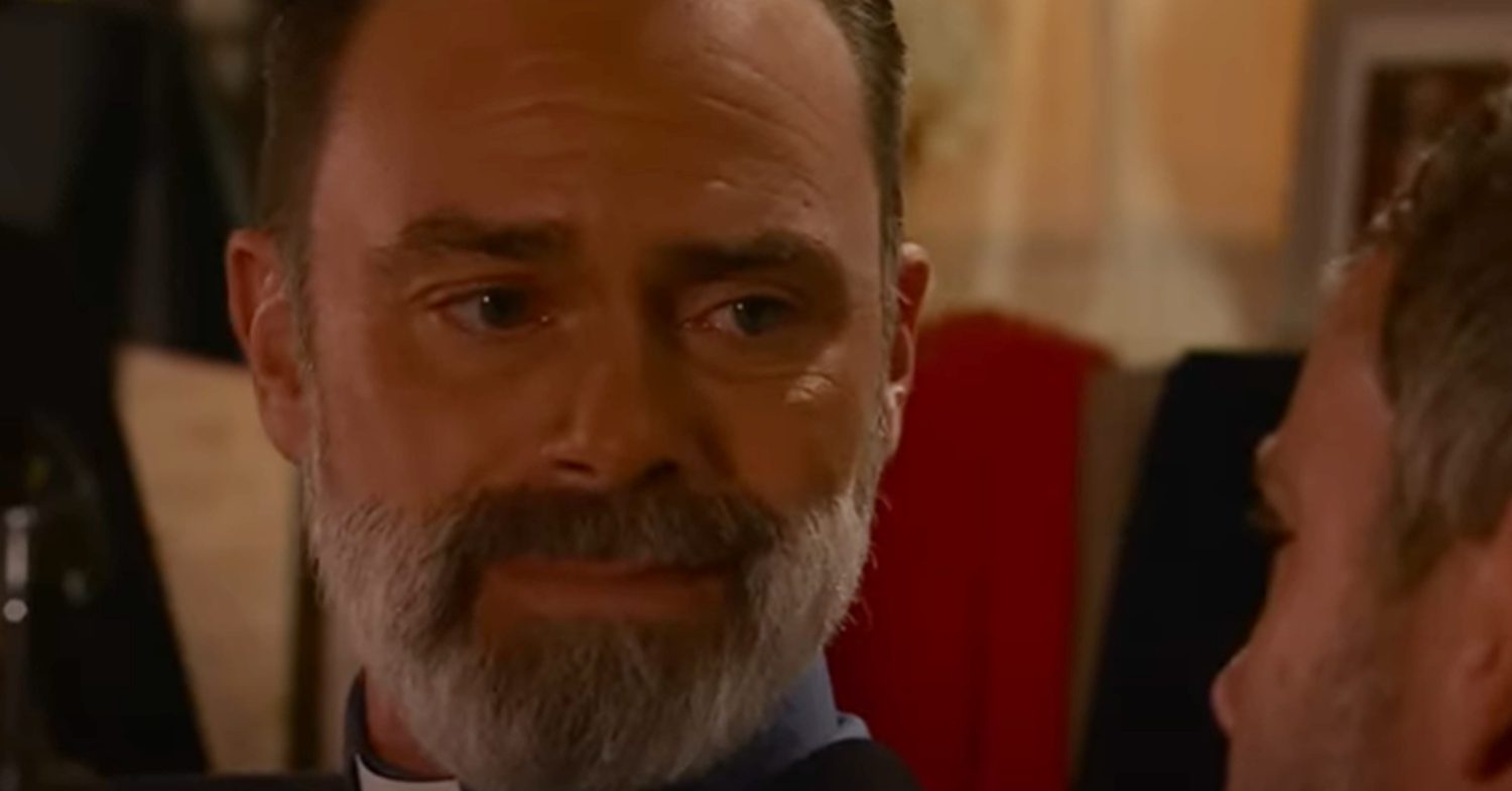 Coronation Street's Billy is upset