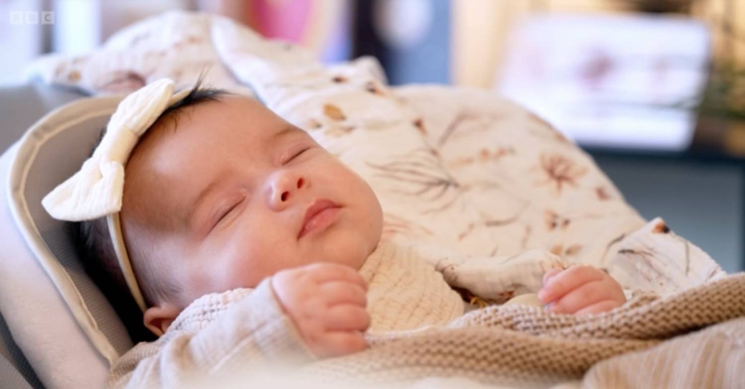 Baby Lyra sleeps