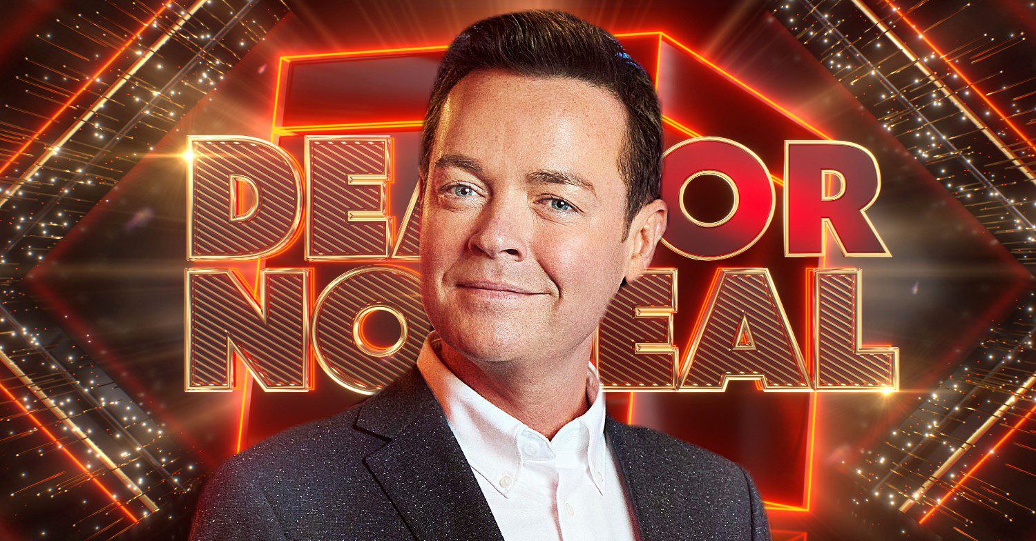 Stephen Mulhern in front of Deal or No Deal logo on ITV