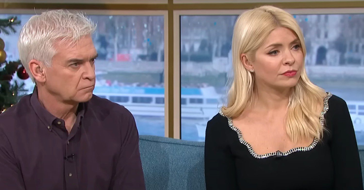Phillip Schofield and Holly Willoughby hosting This Morning 