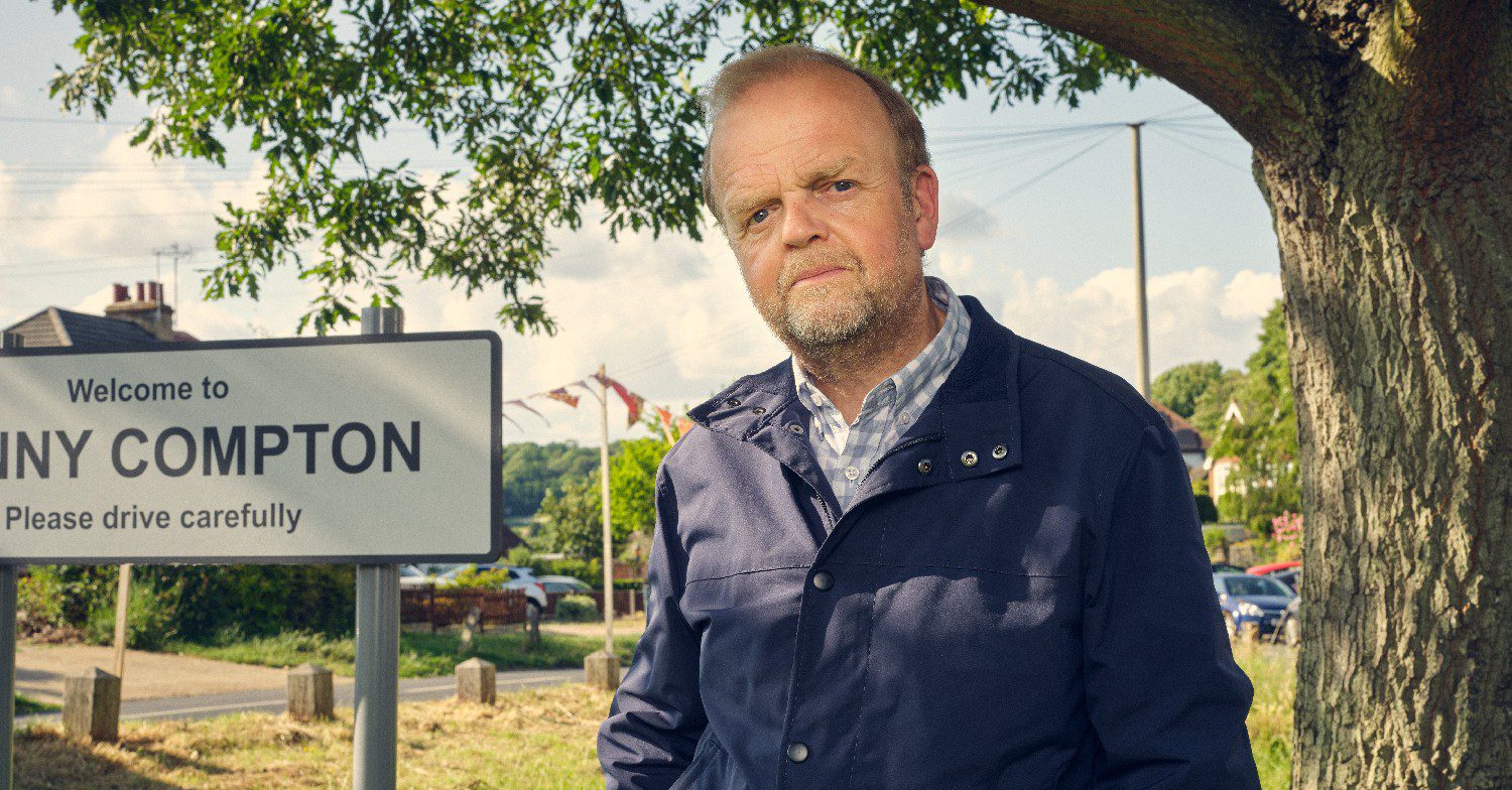 Toby Jones 