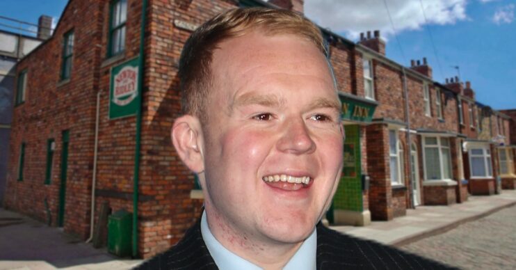 Colson Smith smiles in a comp image on the Coronation Street background (Credit: Cover Images/ITV/ Comp ED!)