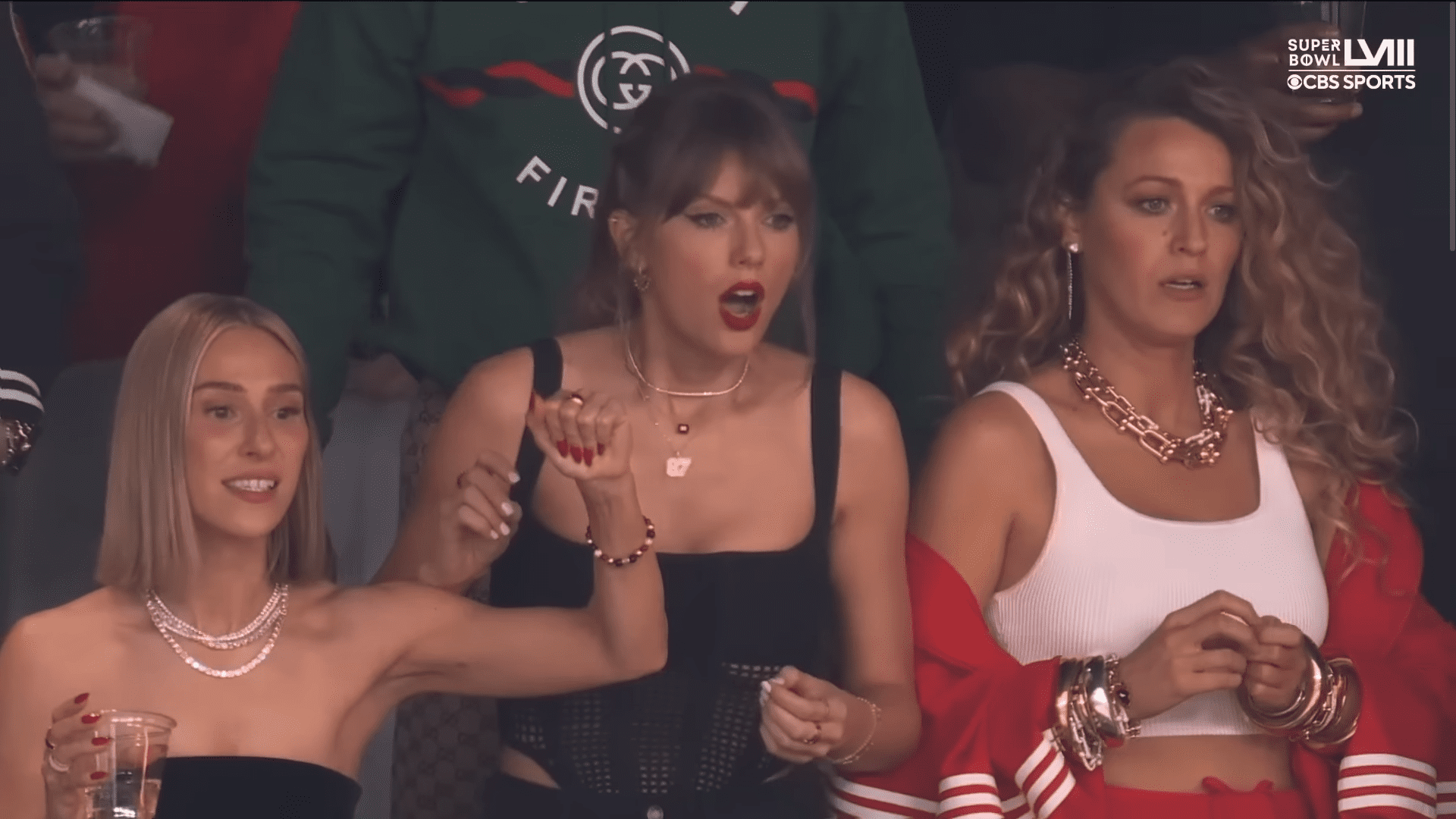 Taylor Swift reacting to Travis Kelce at the Super Bowl