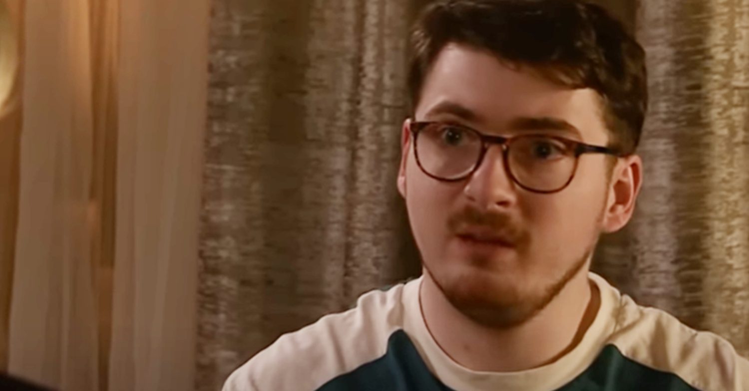 Coronation Street's Bobby is worried
