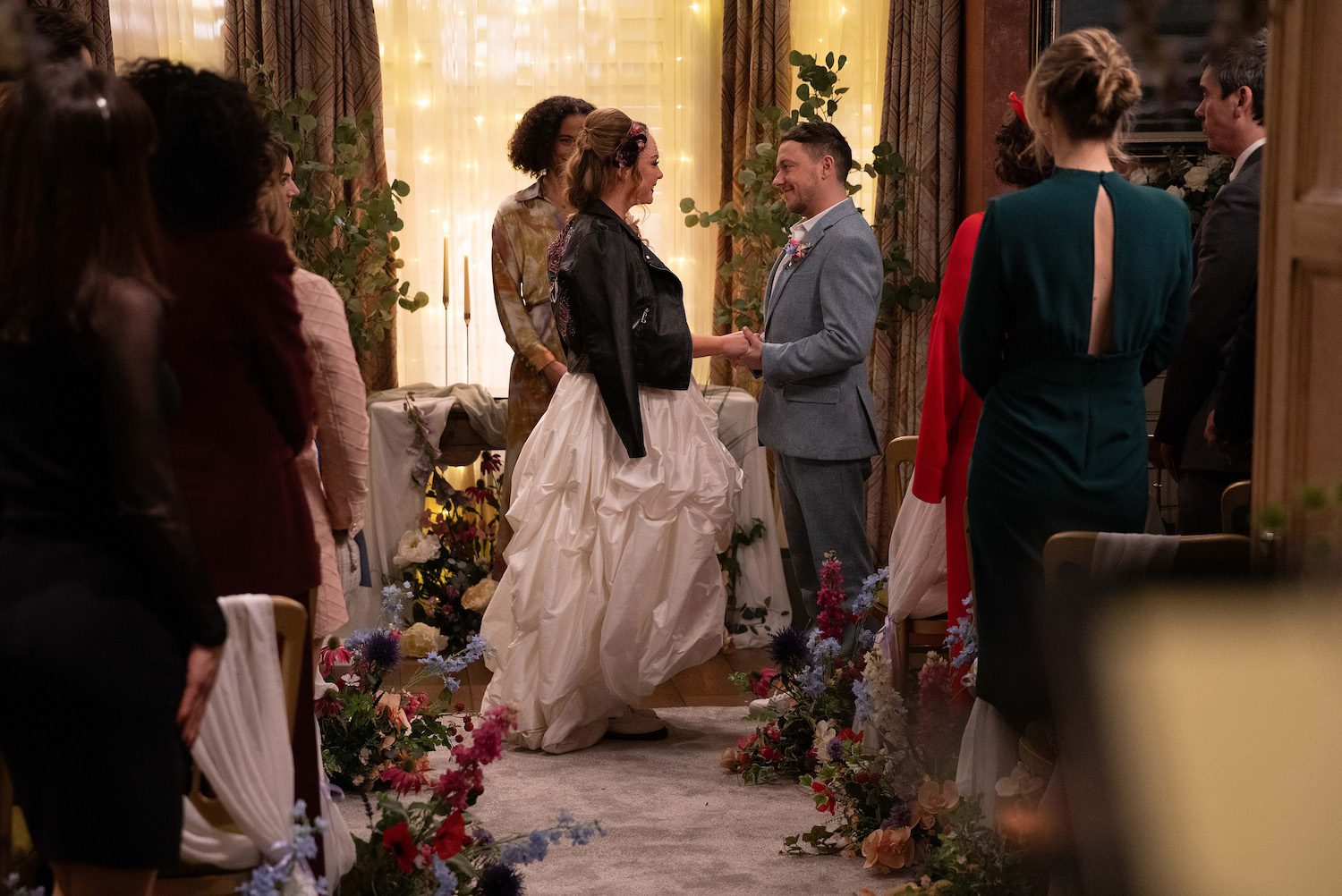 Emmerdale: Amy and Matty hold hands as they get married