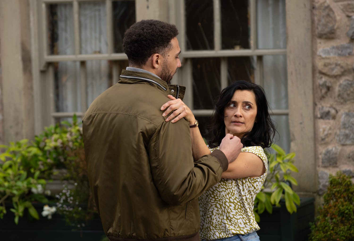 Emmerdale's Manpreet is holding onto Billy outside