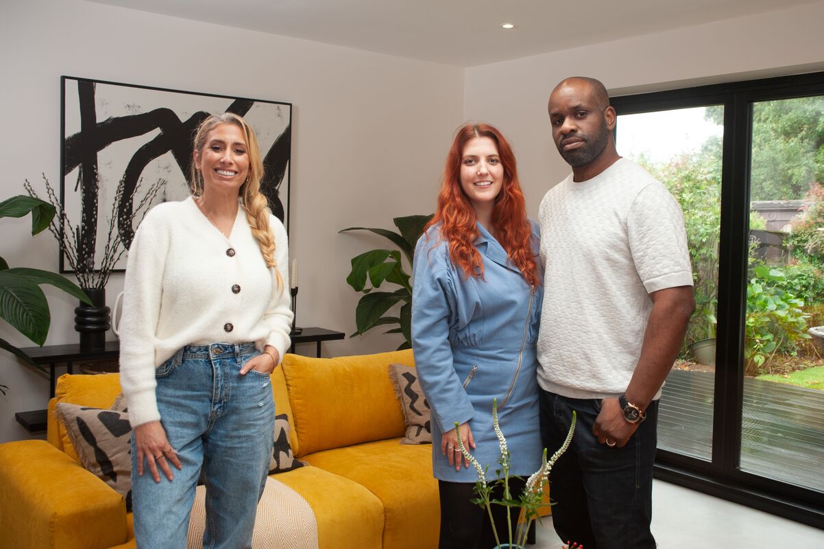 Stacey Solomon on Renovation Rescue with guests Erick and Caroline in their renovated home