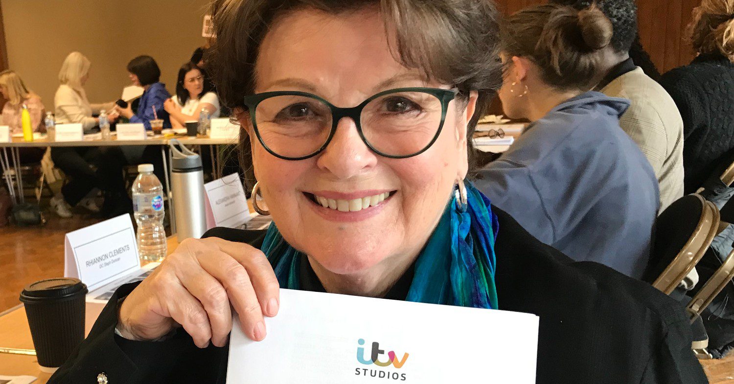 Blenda Blethyn holding script for Vera