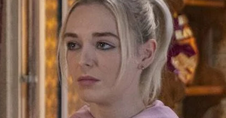 Coronation Street's Lauren is serious