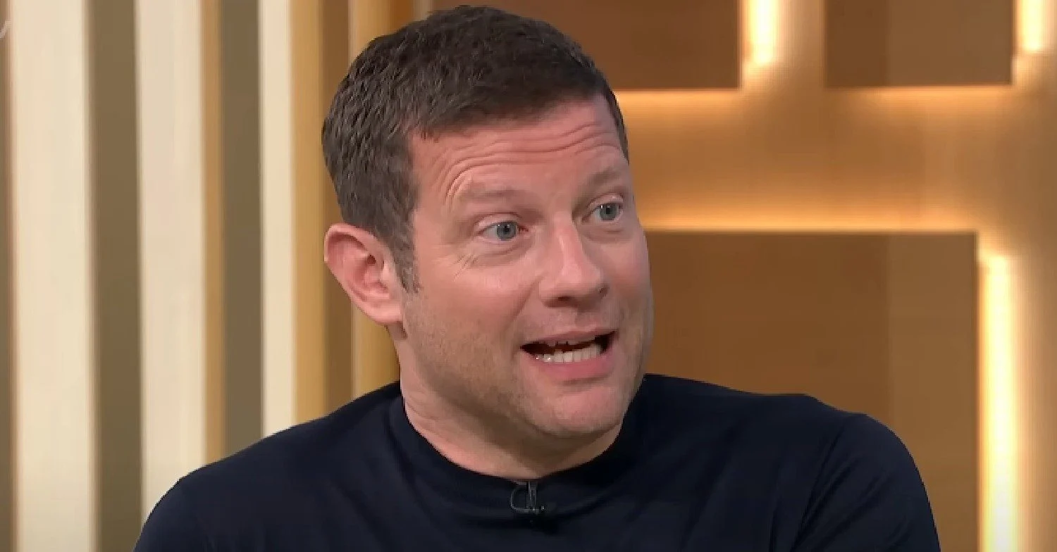Dermot O'Leary wearing a black jumper on This Morning