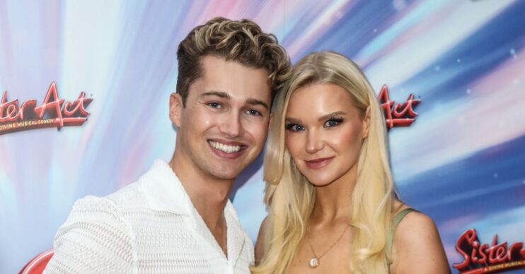AJ Pritchard and Abbie Quinnen on the red carpet