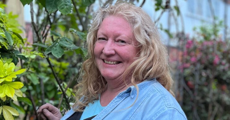 Charlie Dimmock smiling on Garden Rescue