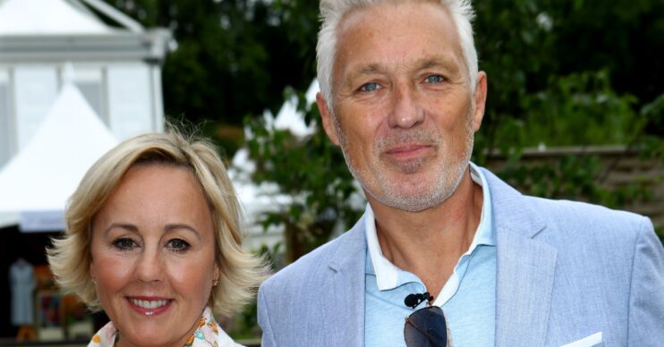 Shirlie Kemp and Martin Kemp posing and smiling