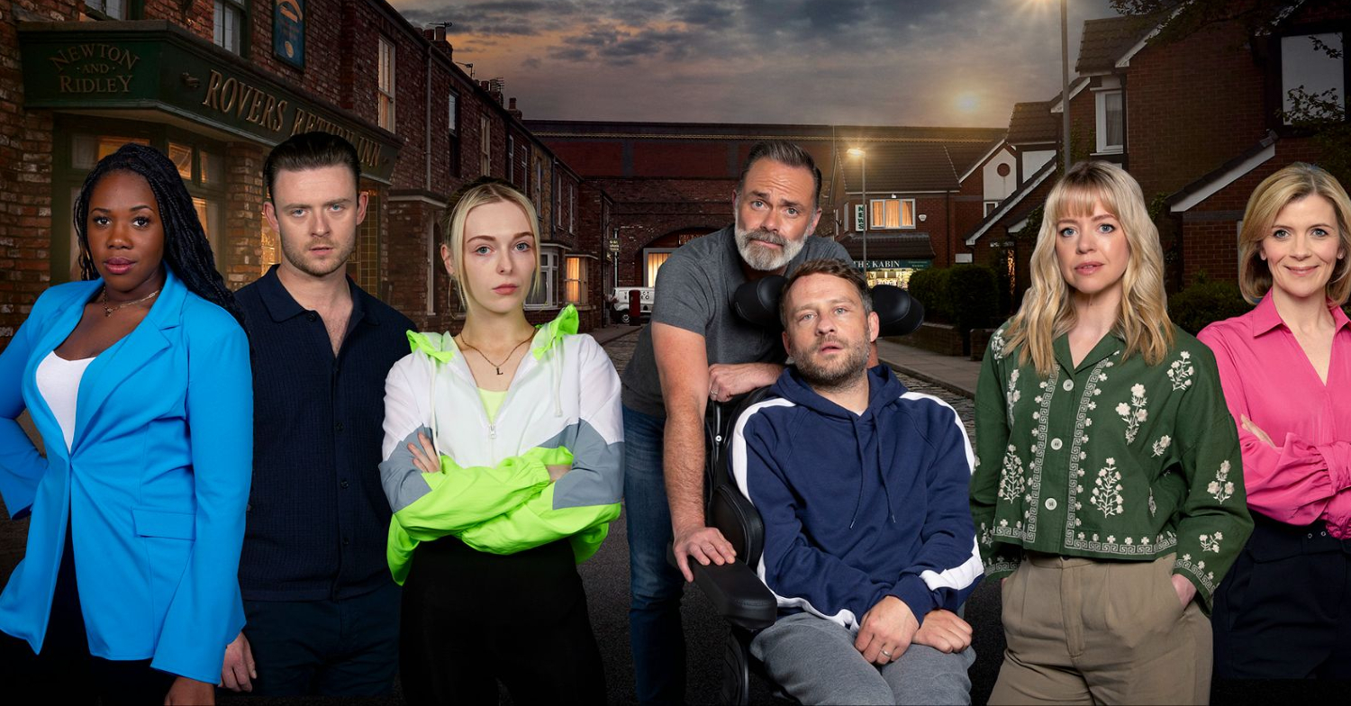 Coronation Street's promo pic for September with Dee-Dee, Joel, Lauren, Billy, Paul, Toyah, Leanne