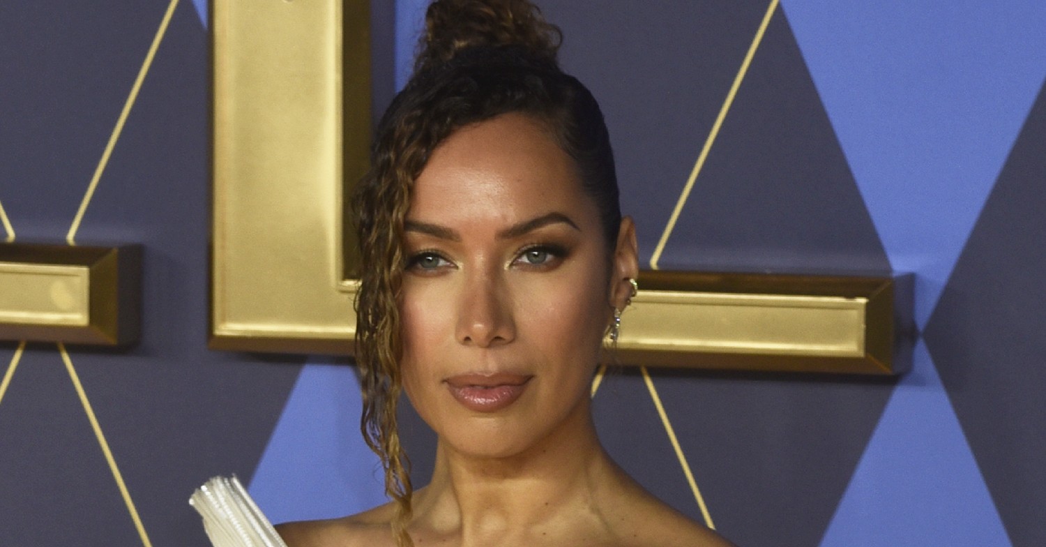 Leona Lewis posing at movie premiere