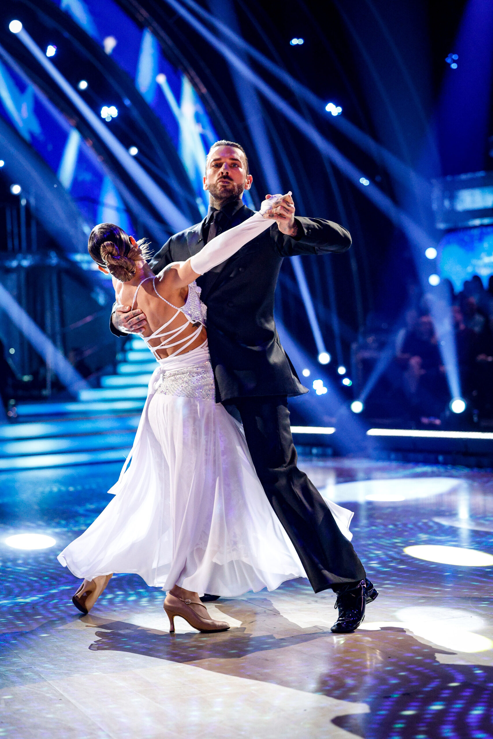 Pete Wicks dancing with Jowita on Strictly