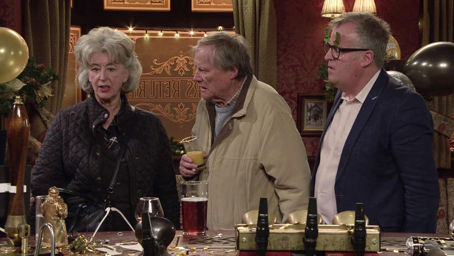 Evelyn, Roy, Brian in pub